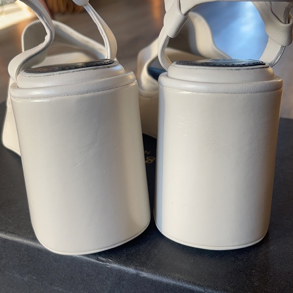 Rag & Bone Byron Sandal in Antique White Size 7 - Picture 6 of 11